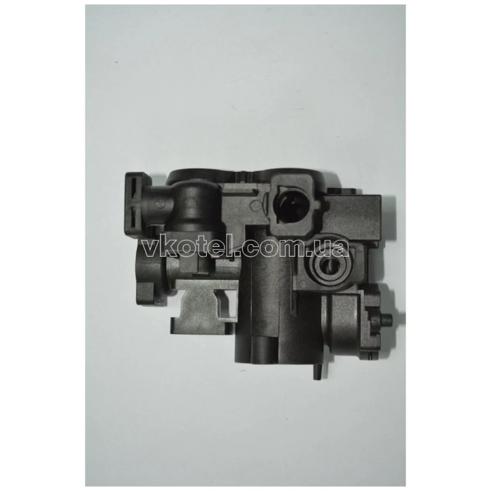 Левый гидроузел на газовый котел Viessmann Vitopend 100 WH1B 7830419